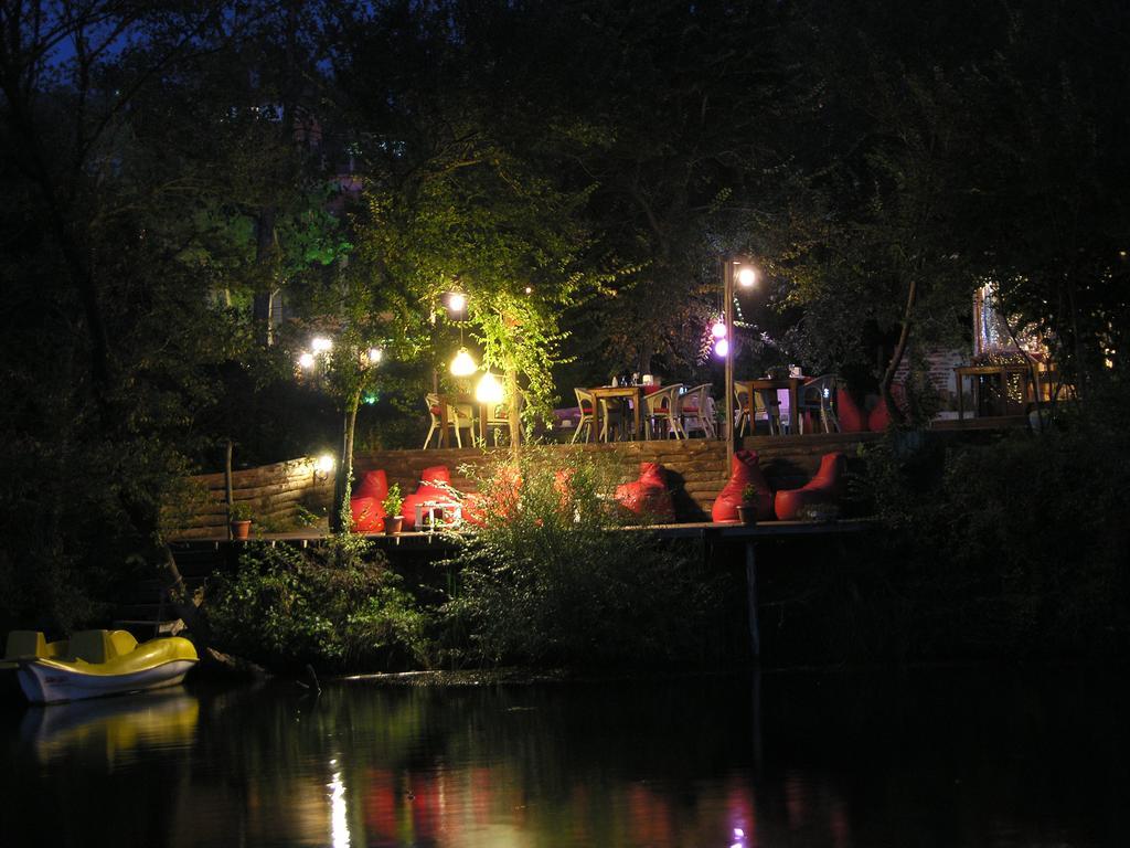 Agva Nehir Perisi Hotel Goce Bilik gambar